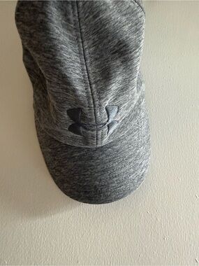 Under Armour Heathered Gray Athletic Hat